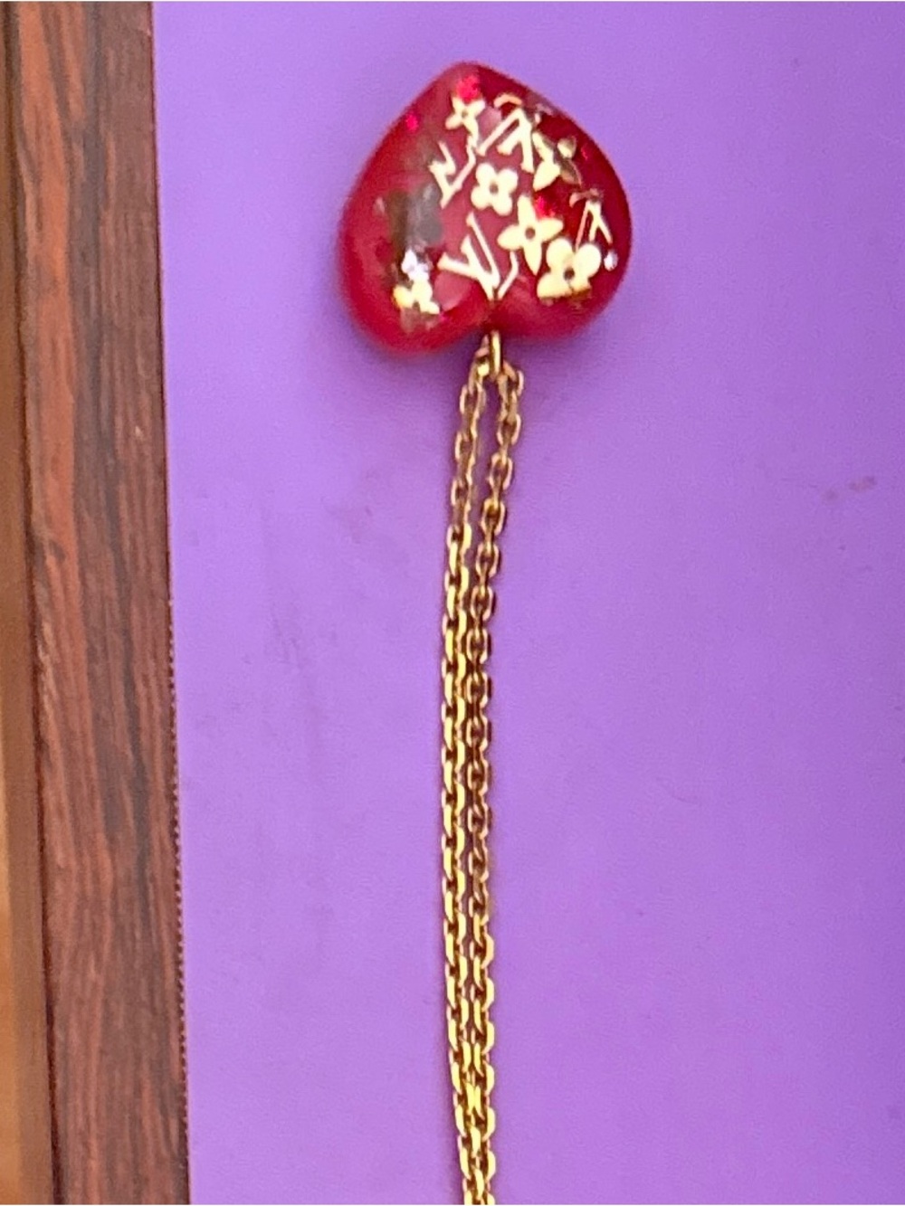 Authentic Louis Vuitton Pomme D'Amour Inclusion Red Heart Pendant Necklace - Picture 3 of 9